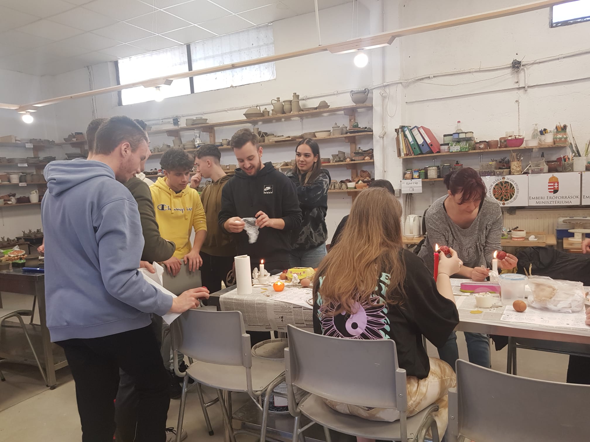 Încondeiere ouă Fundația Teka